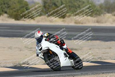 media/Dec-07-2025-CVMA (Sun) [[3e7d2de5dc]]/Race 8-Middleweight Shootout/